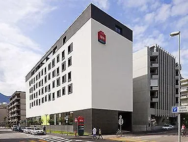 Ibis 3*