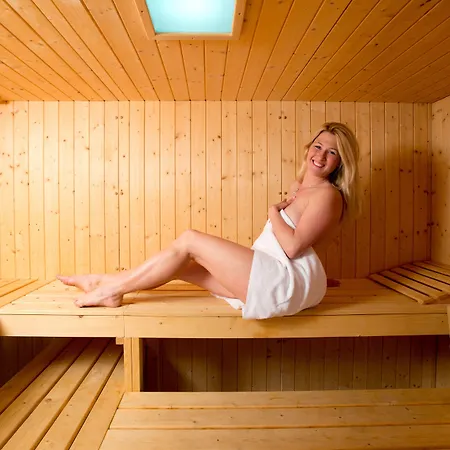 酒店 宜必思洛迦诺酒店 3*