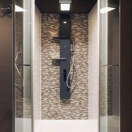 宜必思洛迦诺酒店 酒店 3*