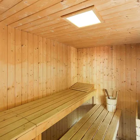 Ibis 3* 로카르노