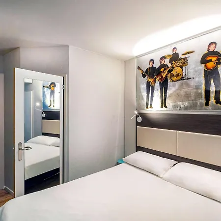 宜必思洛迦诺酒店 酒店 3*