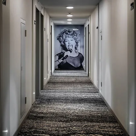 Ibis Отель 3*