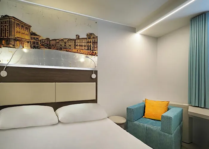 Ibis Hotell Locarno
