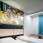 Ibis 3* לוקרנו