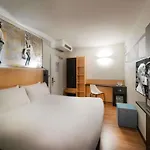 מלון Ibis 3*