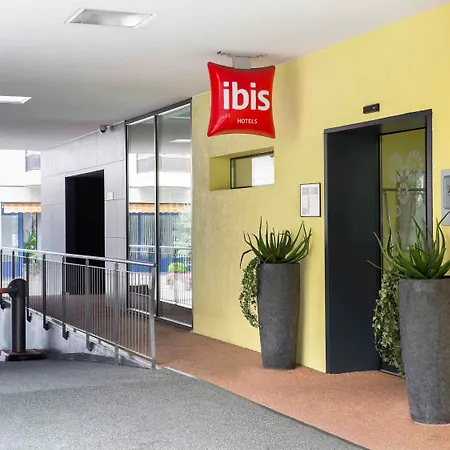 Ibis 3*